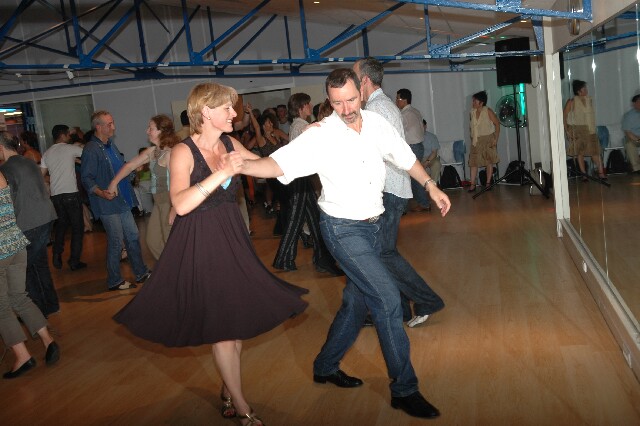 min 2008 06 28 aupra dance 106